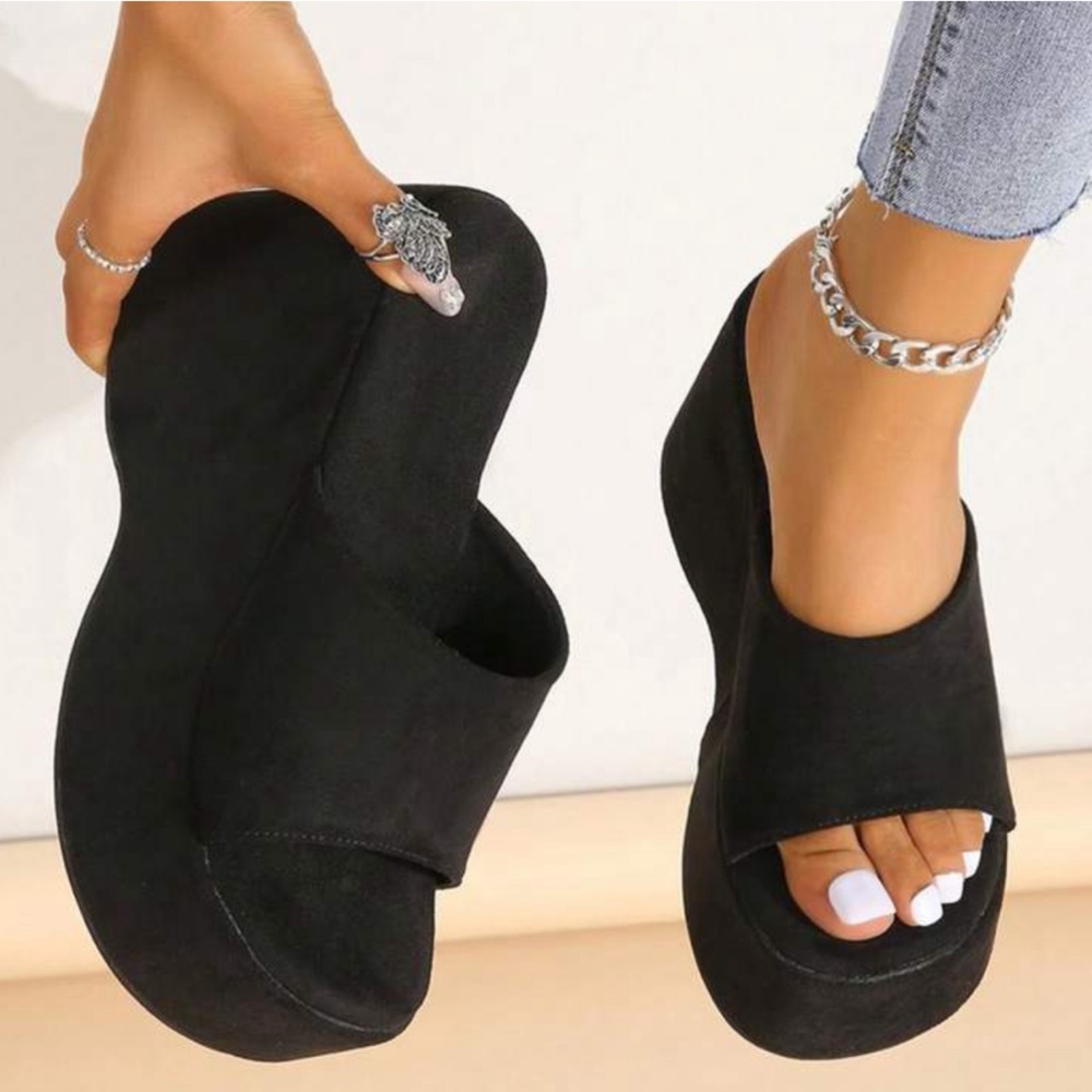 Plus size thick heel wedge sandal size 7